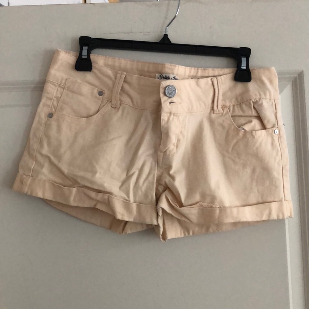 Indigo rein cream colored short shorts